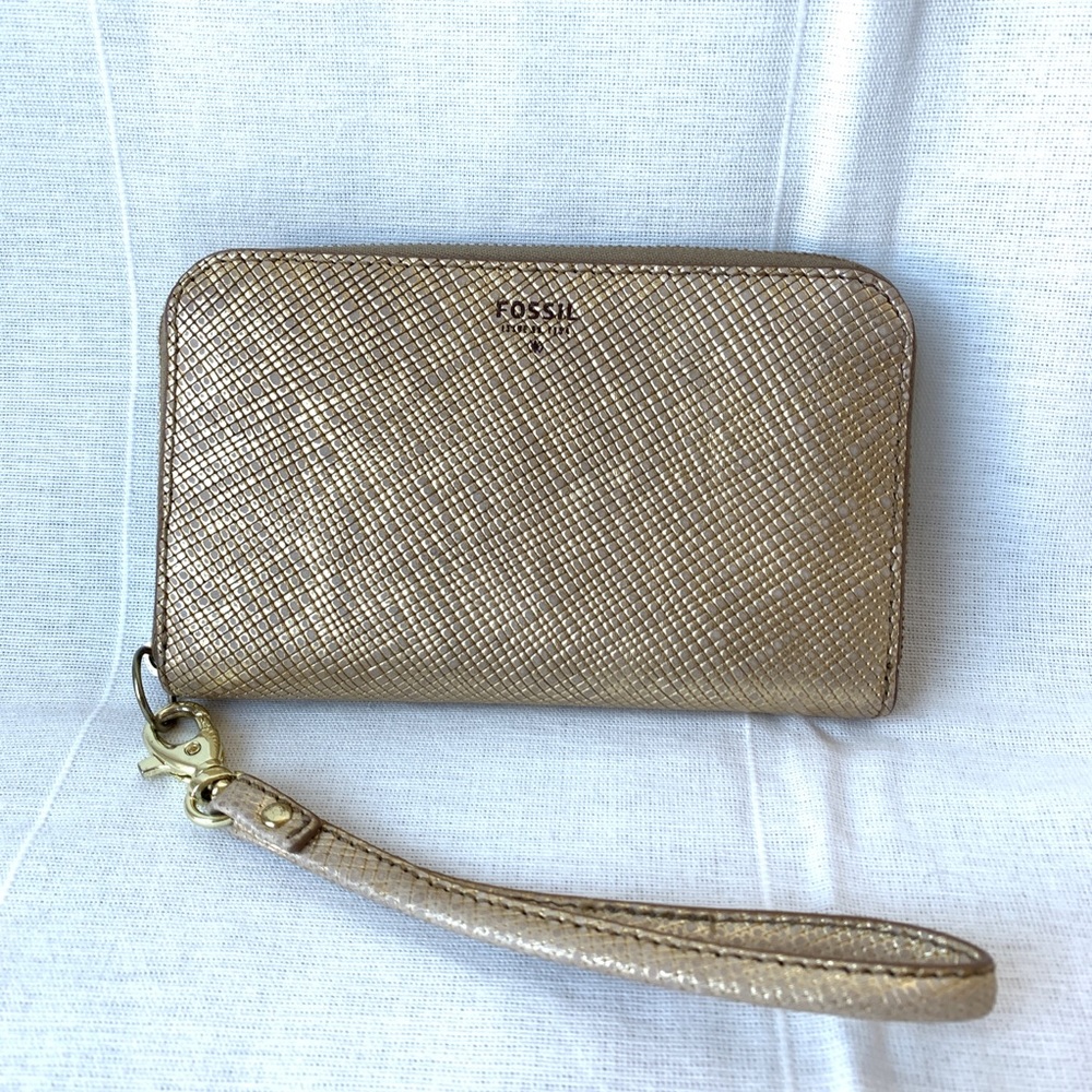 Fossil Gold Zip Clutch Wristlet Wallet